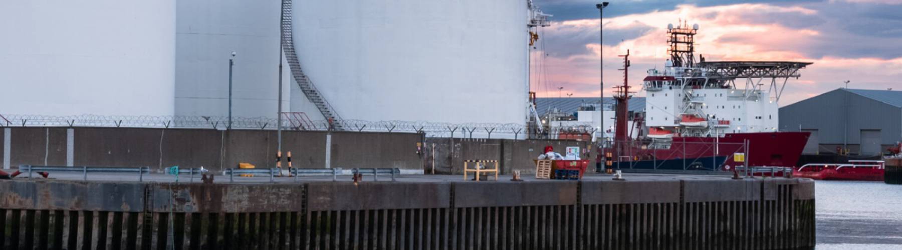 Our Bulk Liquid Storage Services | UM Terminals